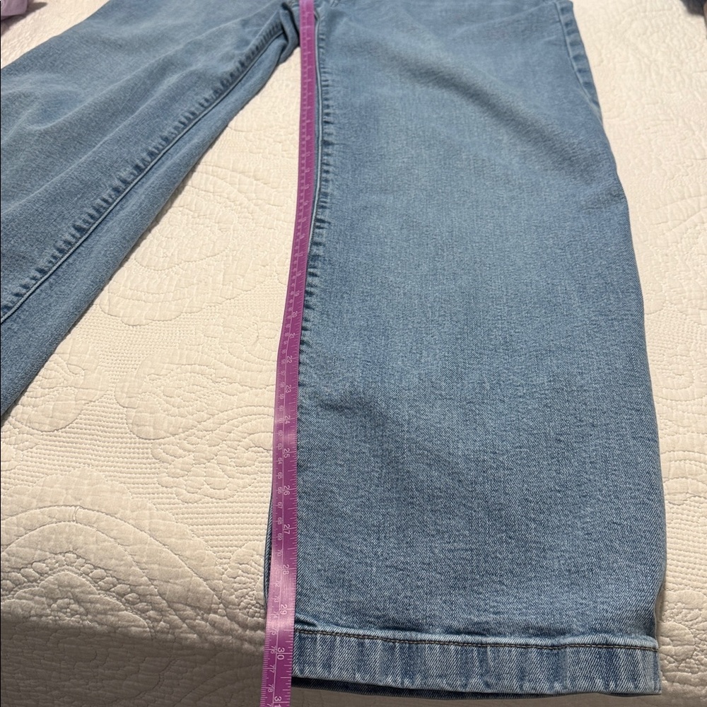Hudson Wide Leg Jeans - Picture 6 of 8